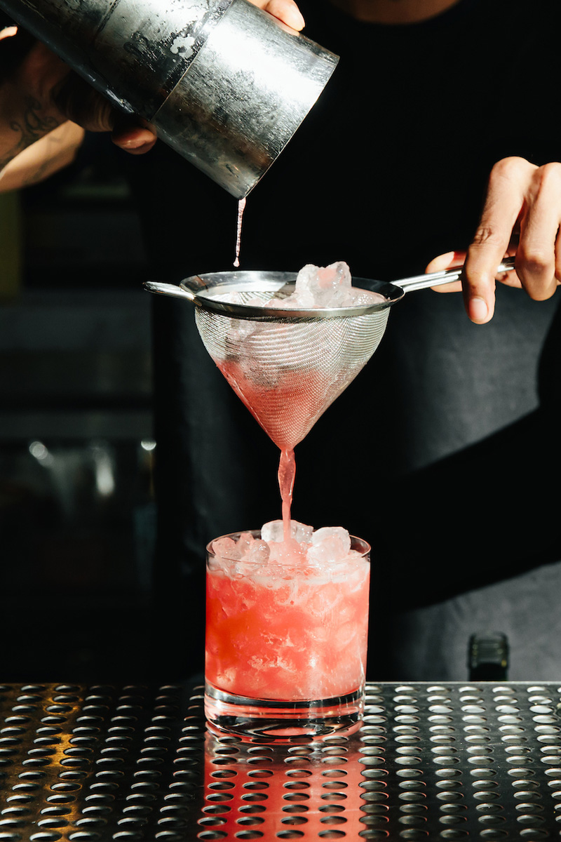 republique-cocktail-pour